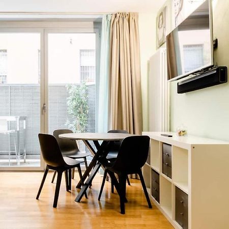 Central Studio Apartment - 24H Self Checkin Milano Exteriör bild