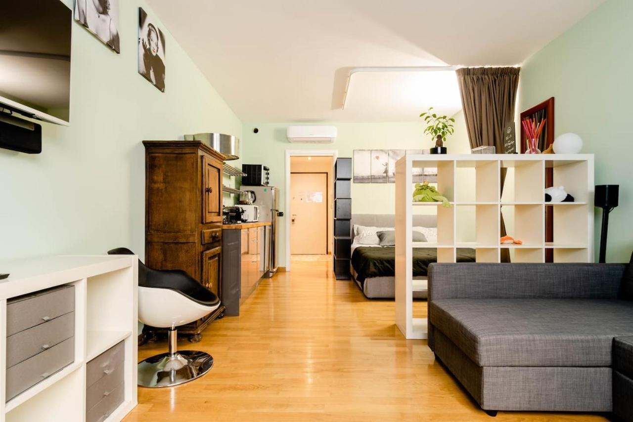 Central Studio Apartment - 24H Self Checkin Milano Exteriör bild